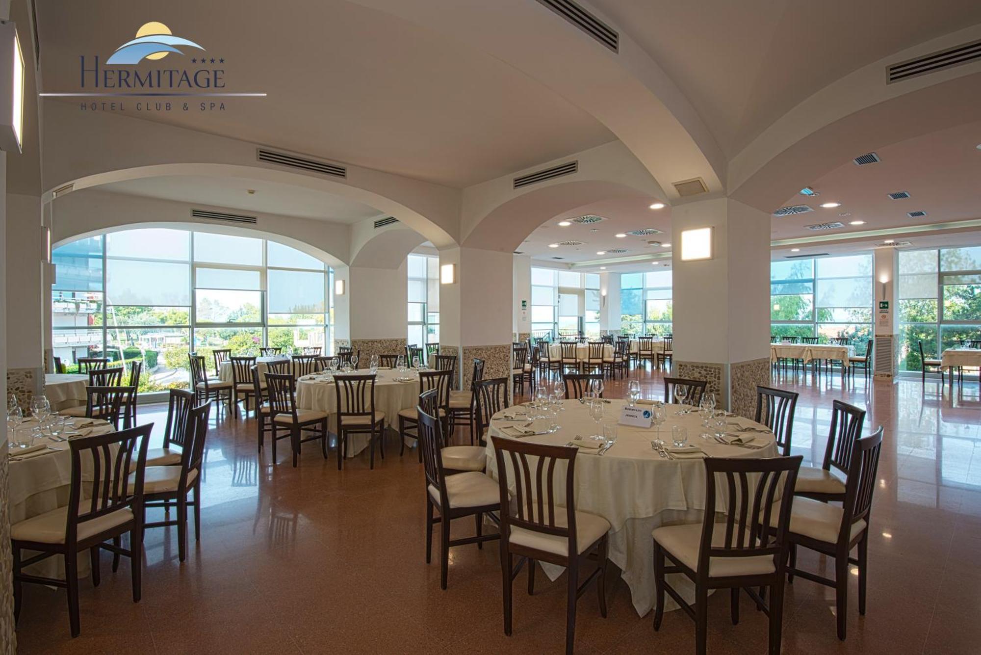 Hermitage Hotel Silvi Marina Exterior photo